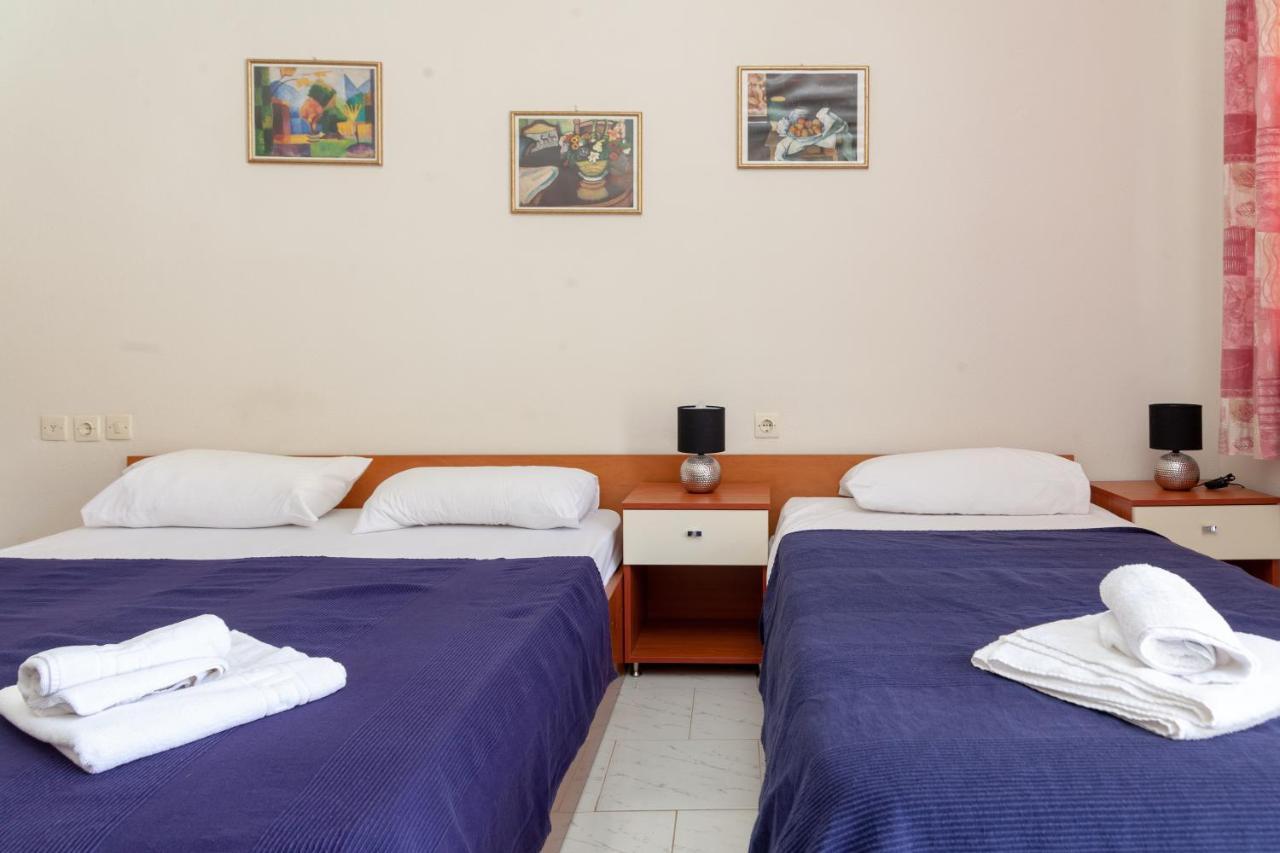 Athina Apartments Palaiopoli  外观 照片